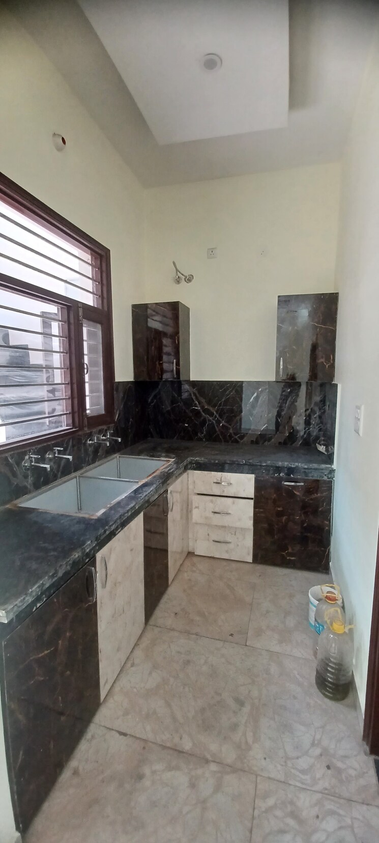 undefined, patiala road 2 Bedroom 67 Sq.Yd. Independent House In Patiala Road Zirakpur 8204673