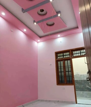 Room in 2 BHK Villa at Jankipuram – for Rent
