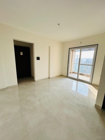 Room in 2 BHK Apartment at Dream Metropark County, Balewadi – for Rent