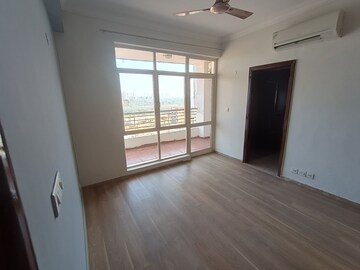 Room in 3 BHK Apartment at ATS Triumph, Sector 104 – for Rent