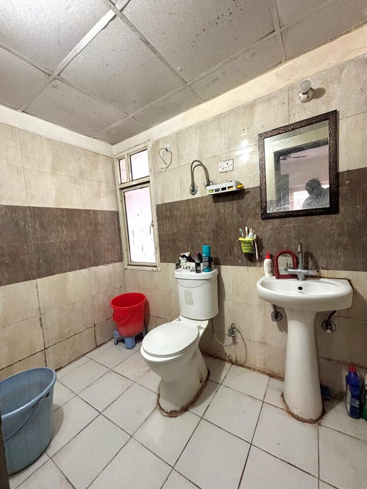 Bathroom, stellar-one 2 Bedroom 982 Sq.Ft. Apartment In Sector 1 Greater Noida Greater Noida 8204722