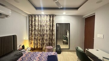 Living Room in 3 BHK Builder Floor at Cosmos Floors, Sector 52 – for Rent