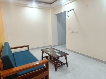 Living Room in 1.5 BHK Builder Floor at Sector 55 – for Rent