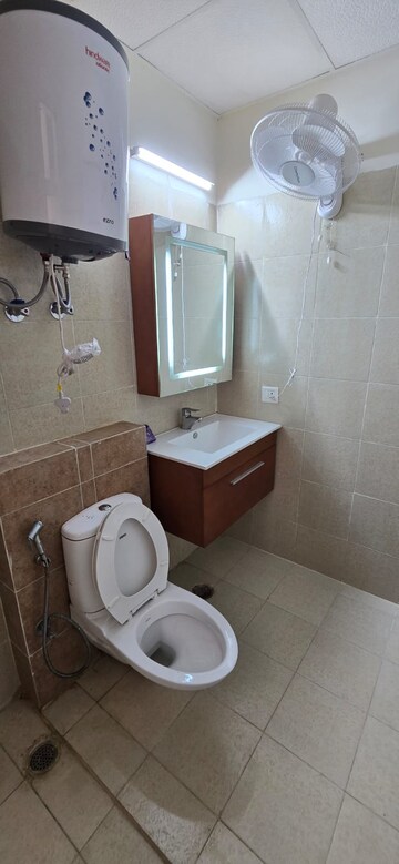 Bathroom in 3.5 BHK Builder Floor at Orchid Island, Sector 51 – for Rent