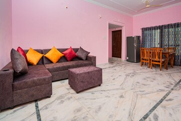 Living Room in 3 BHK Apartment at Manikonda – for Rent