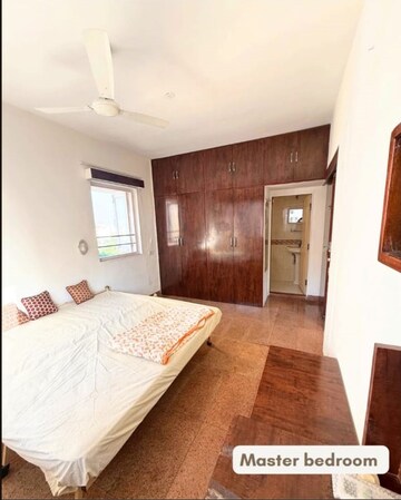 Bedroom in 2 BHK Apartment at Mehrdad CHS, Cuffe Parade – for Rent