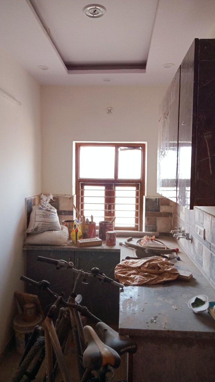 Living Room, burari 3 Bedroom 100 Sq.Yd. Builder Floor In Burari Delhi 8204801