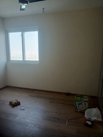 Room in 2 BHK Apartment at The 3C Lotus Panache, Sector 110 – for Rent