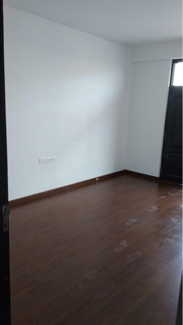 Room in 3 BHK Builder Floor at Omaxe New Chandigarh, North Mullanpur – for Sale