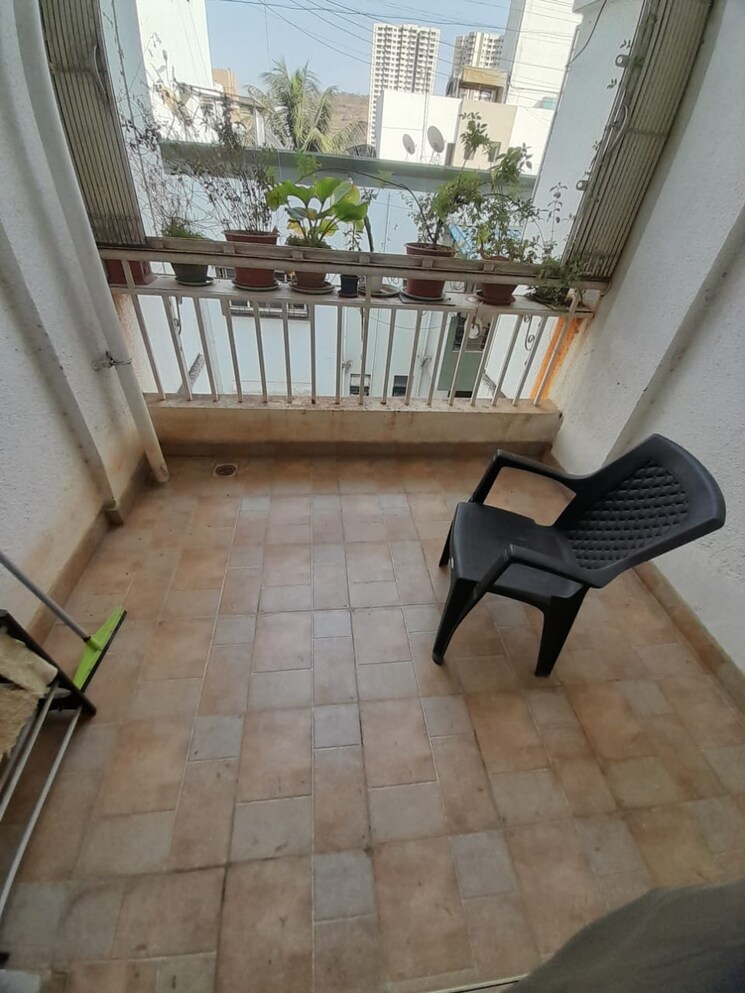 Balcony, sakshi-gandha-apartments 3 Bedroom 1350 Sq.Ft. Apartment In Karve Nagar Pune 8204871