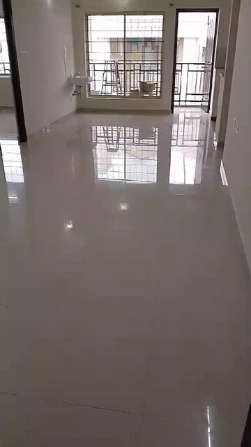 Room in 3 BHK Apartment at Wild Grass, Koramangala – for Sale