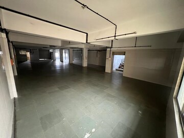 Parking in  Warehouse at Gorwa – for Rent