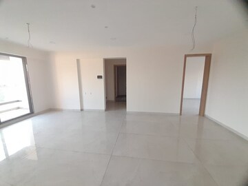 Room in 3 BHK Apartment at Aditya Residency Kothrud, Kothrud – for Sale
