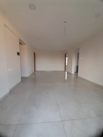 Room in 3 BHK Apartment at Aditya Residency Kothrud, Kothrud – for Sale