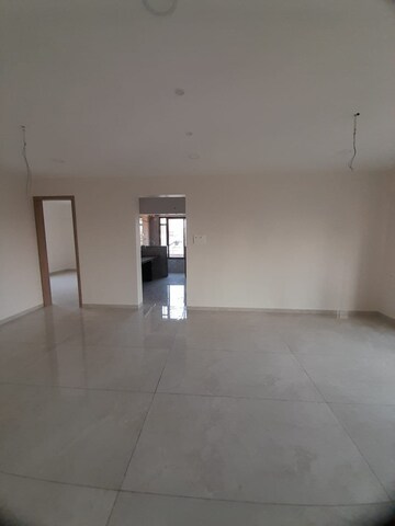 Room in 3 BHK Apartment at Aditya Residency Kothrud, Kothrud – for Sale