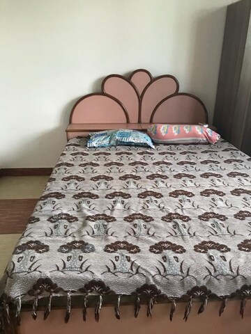 Bedroom in 2 BHK Independent House at Gomti Nagar – for Rent