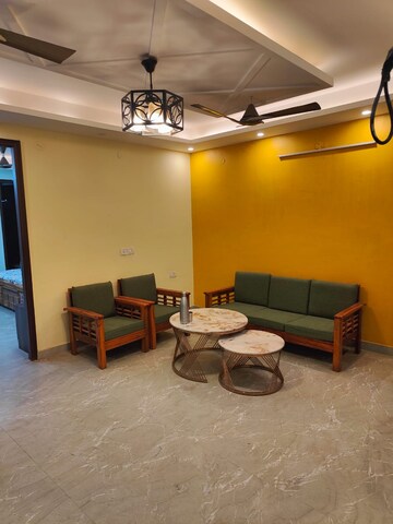 Living Room in 3 BHK Builder Floor at Ameya One, Sector 42 – for Rent