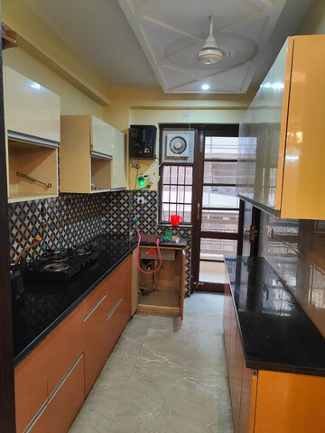 Kitchen in 3 BHK Builder Floor at Ameya One, Sector 42 – for Rent