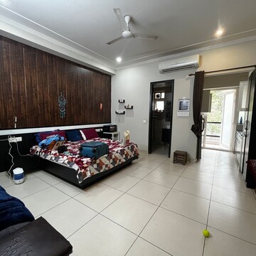 Bedroom in 1 BHK Builder Floor at Ansal Sushant Lok I, Sector 43 – for Rent