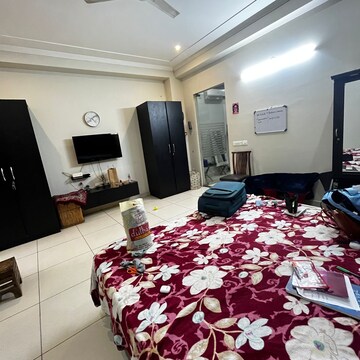 Bedroom in 1 BHK Builder Floor at Ansal Sushant Lok I, Sector 43 – for Rent