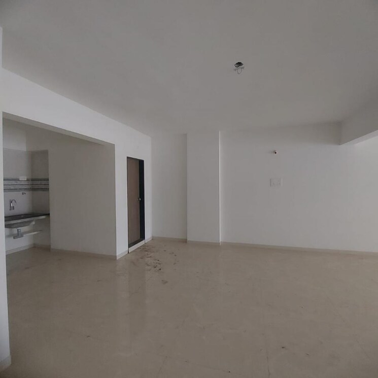 Room, tapovan road Commercial Shop 2200 Sq.Ft. In Tapovan Road Nashik 8205033