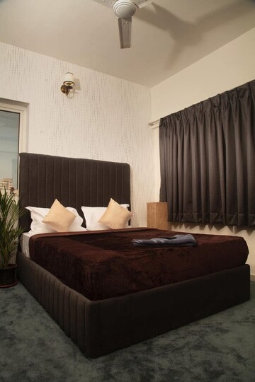 Room in  Pg at Laxman Nagar – for Rent