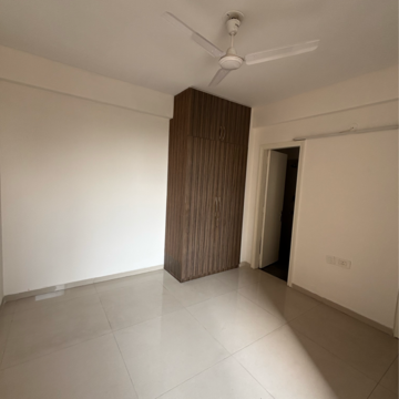 Room in 3 BHK Apartment at Tulip Violet, Palda Dhaani – for Rent