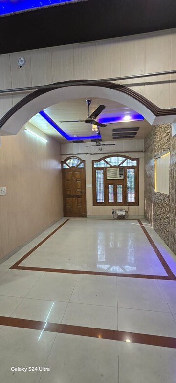 Building Lobby in 3 BHK Independent House at Gomti Nagar – for Rent