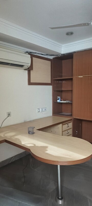  Office Space For Rent in Safdarjang Enclave