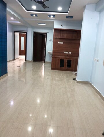 Room in 2 BHK Apartment at Nanakramguda – for Sale