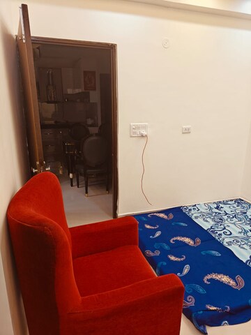 Furnished Amenities in 3 BHK Apartment at Amolik Sankalp, Sector 85 – for Rent