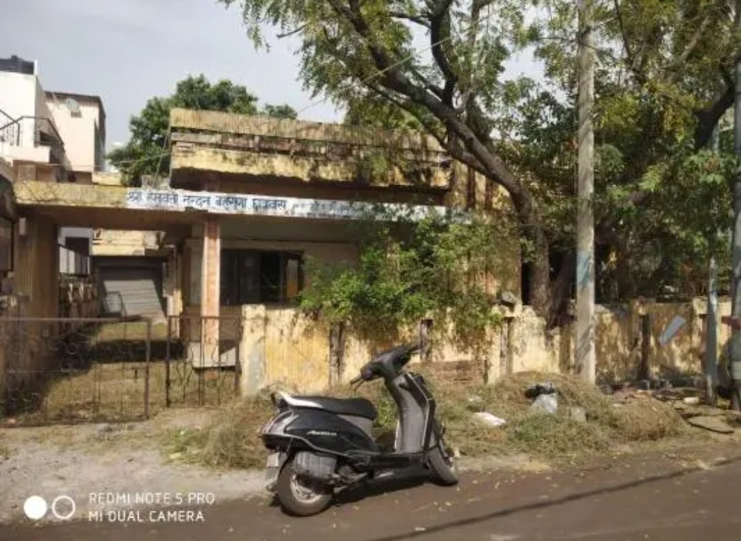 5 BHK + Extra Room Independent House For Sale in Demolish Condition House 