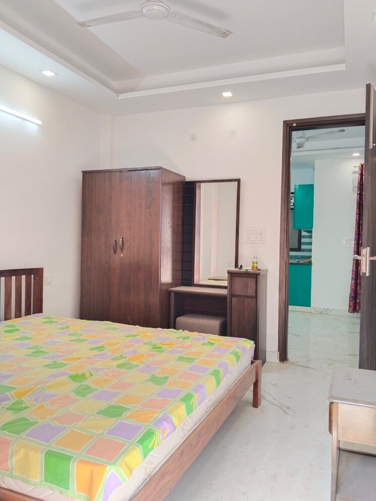 Bedroom, freedom fighters enclave 1 Bedroom 450 Sq.Ft. Builder Floor In Freedom Fighters Enclave Delhi 8205290