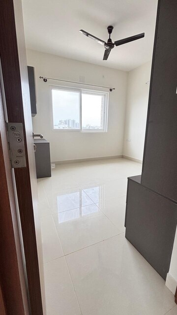 Bathroom in 2 BHK Apartment at Prestige Primrose Hills, Banashankari 6th Stage – for Rent