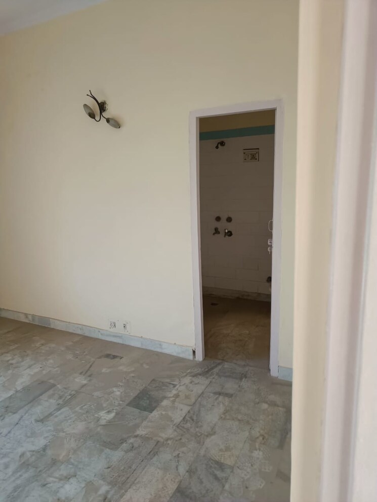 Room, shipra-suncity 3 Bedroom 1600 Sq.Ft. Apartment In Vaibhav Khand Ghaziabad 8205316