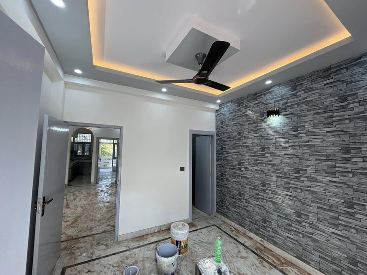 undefined, sector 38 5 Bedroom 2500 Sq.Ft. Independent House In Sector 38 Faridabad 8205394