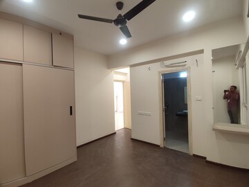 Room in 3 BHK Apartment at Pacifica Hillcrest Phase 1, Gachibowli – for Rent