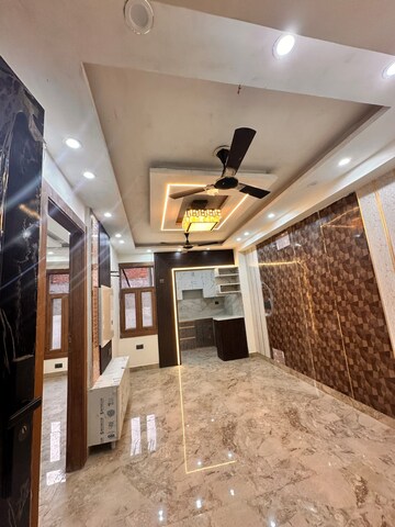 Living Room in 2 BHK Builder Floor at Sector 72 – for Sale