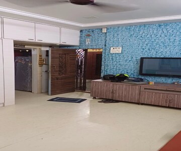 Living Room in 1 RK Apartment at Parel – for Rent