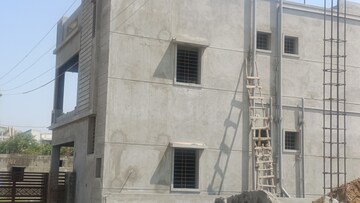 Master Bedroom in 4 BHK Villa at Bathlapalli – for Sale
