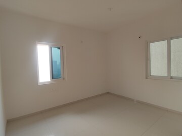 Room in 3 BHK Apartment at Rajapushpa Provincia, Narsingi – for Sale