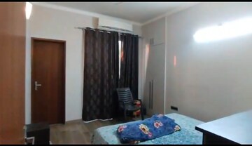 Bedroom in 2.5 BHK Apartment at Central Park 3 Flower Valley, Sohna Sector 33 – for Rent