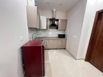 Kitchen in 1 BHK Builder Floor at Sector 43 – for Rent