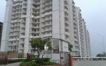 3 BHK Apartment For Sale in Value Meadows Vista, Raj Nagar Extension