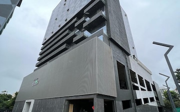 Office Space For Sale in Pyramid Axis, Baner