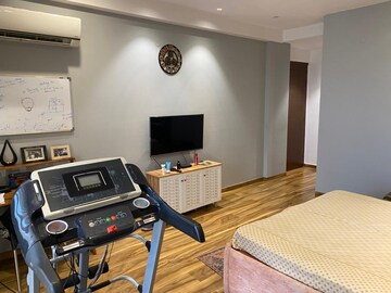 Bedroom in 5 BHK Independent House at Palam Vihar Residents Association, Palam Vihar – for Rent
