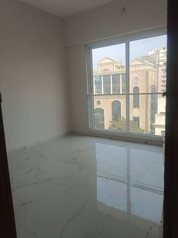 Room in 3 BHK Apartment at The Central, Chembur – for Rent