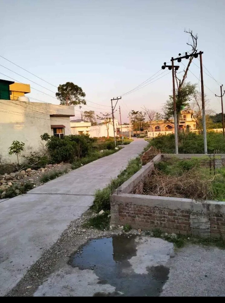 Exterior View, raipur road  197 Sq.Yd. Plot In Raipur Road Dehradun 8205666