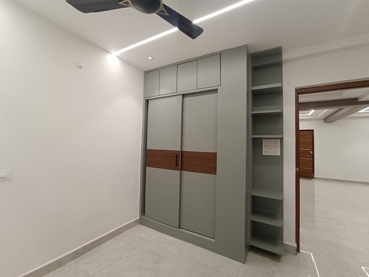 Room, kondapur 3 Bedroom 2100 Sq.Ft. Apartment In Kondapur Hyderabad 8205720