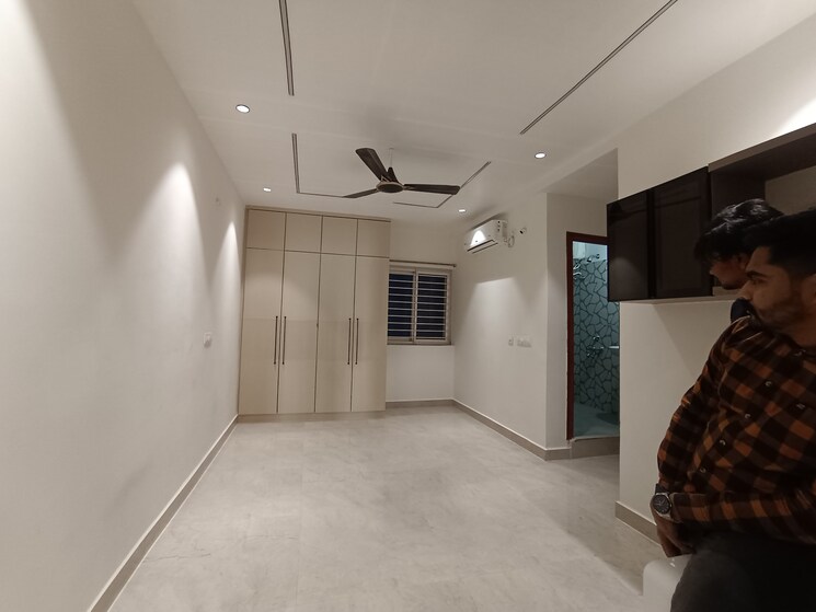 Room, kondapur 3 Bedroom 2100 Sq.Ft. Apartment In Kondapur Hyderabad 8205720